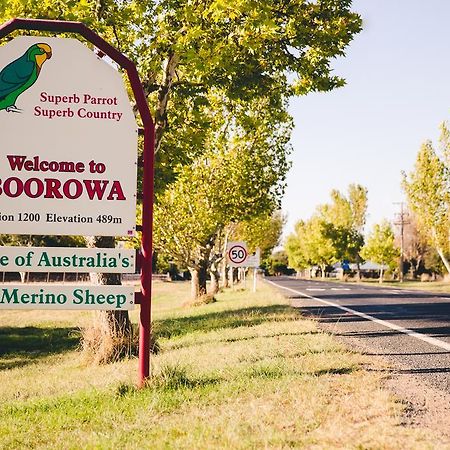 Boorowa Hotel Exteriör bild